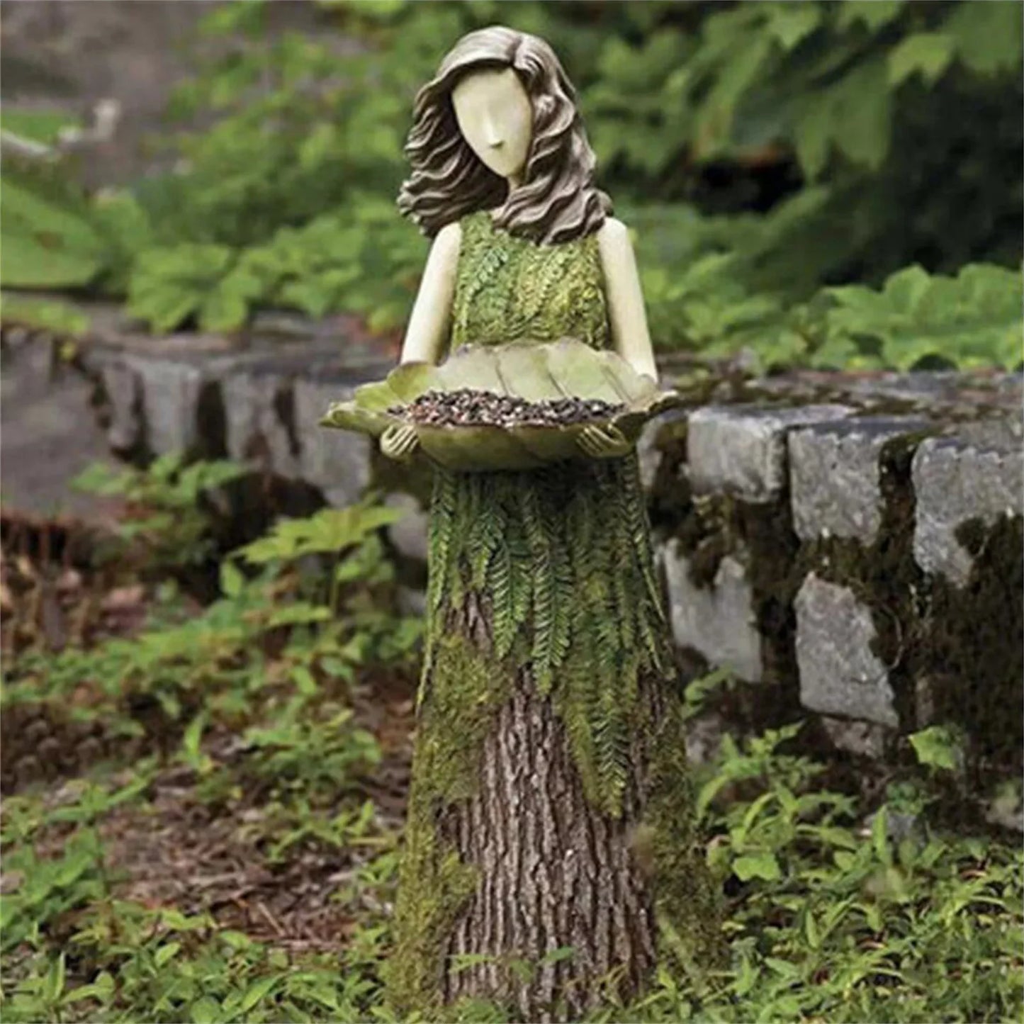 Green Fairy Statue Bird Feeder Resin Decoration Garden Forest Girl Sculpture Figurines Crafts Outdoor Lawn Garden Decoration