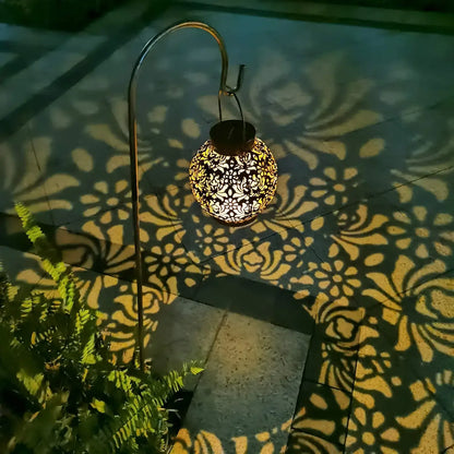 Solar Hollow Pattern Garden Lantern